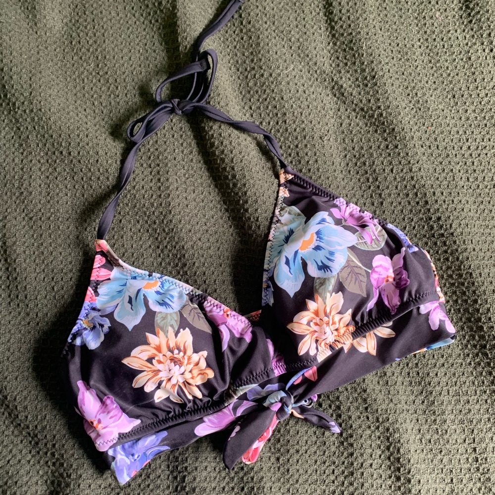 Bikini top
